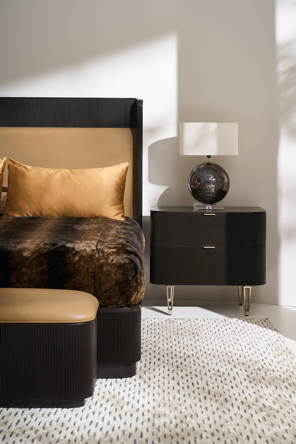 Gold Trim Reeded Queen Bed | Oroa.com