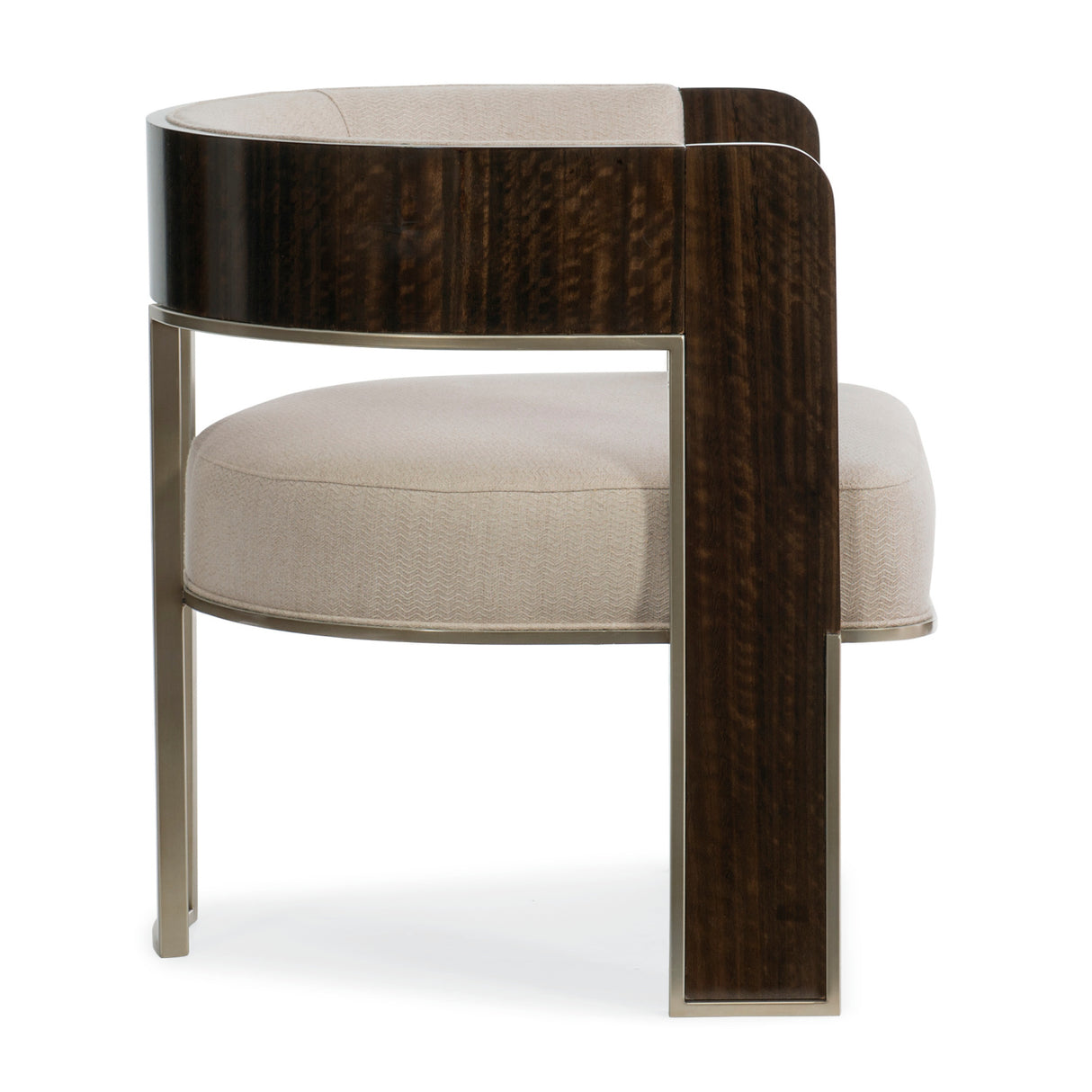 Cream Curved Modern Accent Chair | Oroa.com