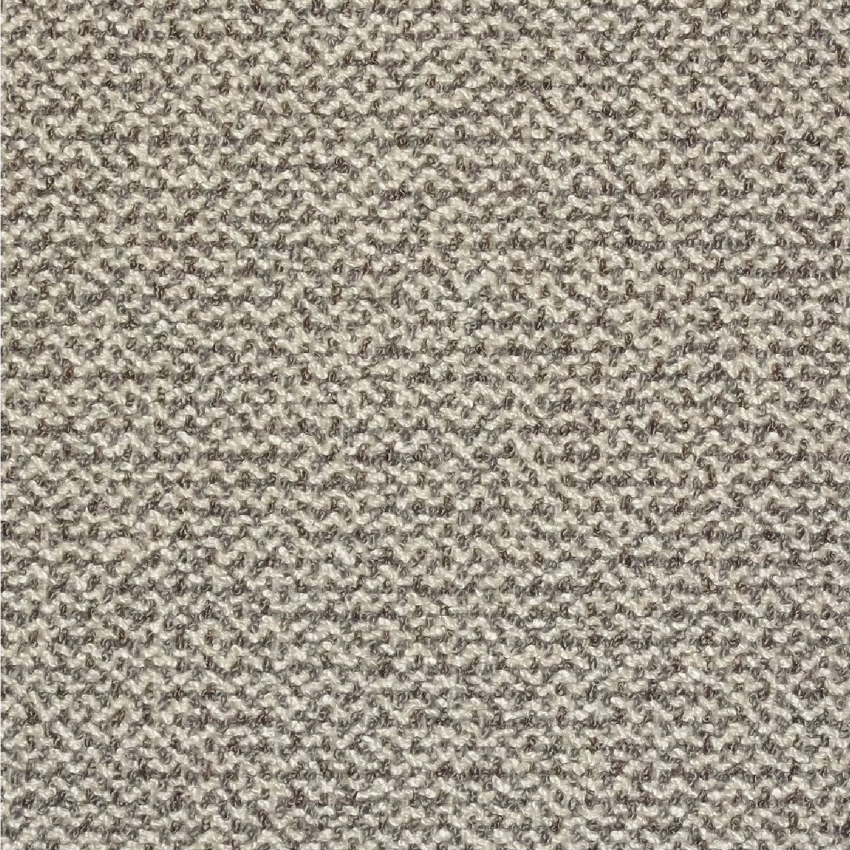 Neutral-Toned Quilted Bed | Oroa.com