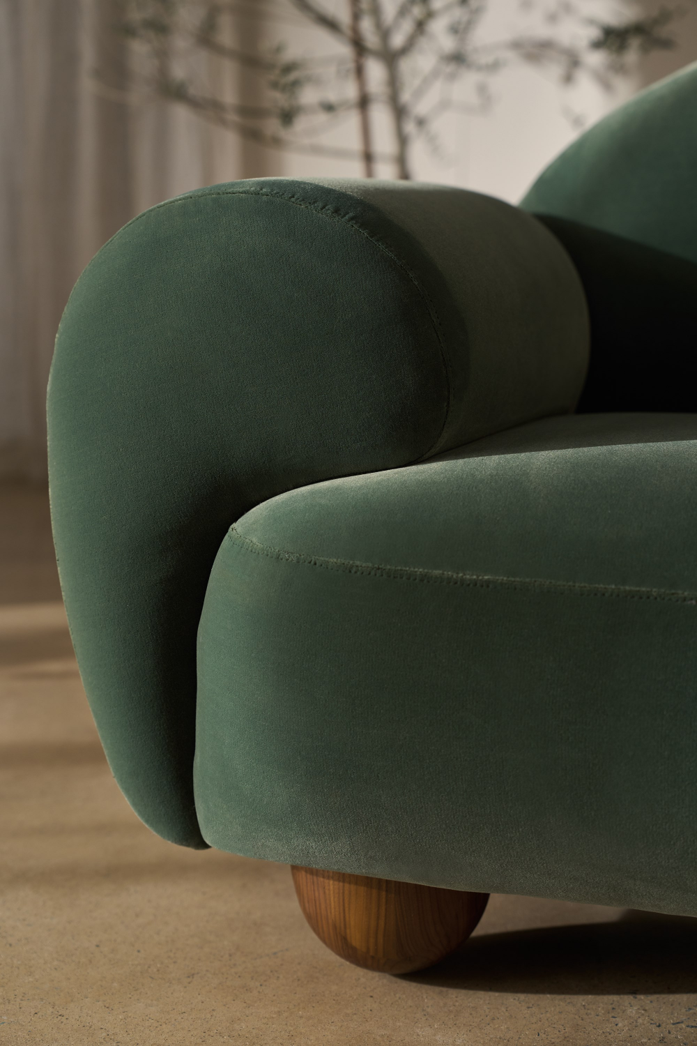 Green Velvet Chaise Lounge | Caracole Cypress | Oroa.com