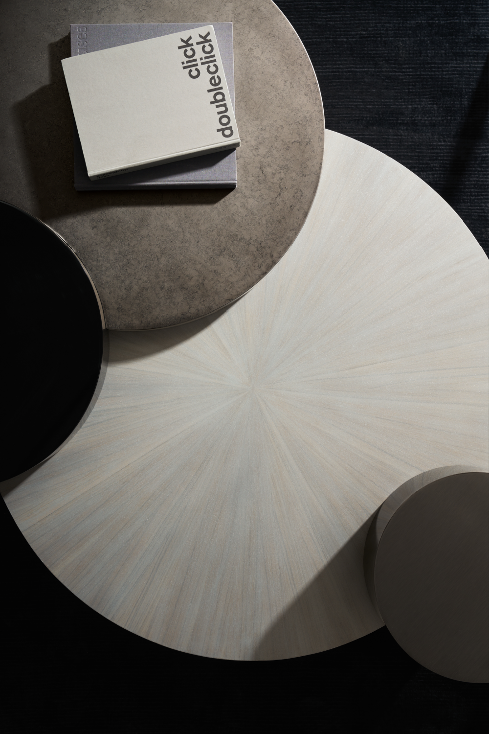 Geometrical Modern Cocktail Table | Caracole Constellation | Oroa.com