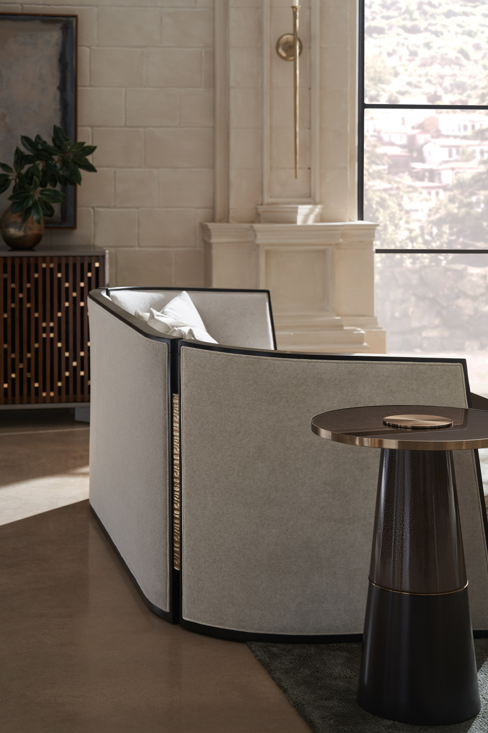 Three-Panneled Sofa | Caracole Cut Away | Oroa.com