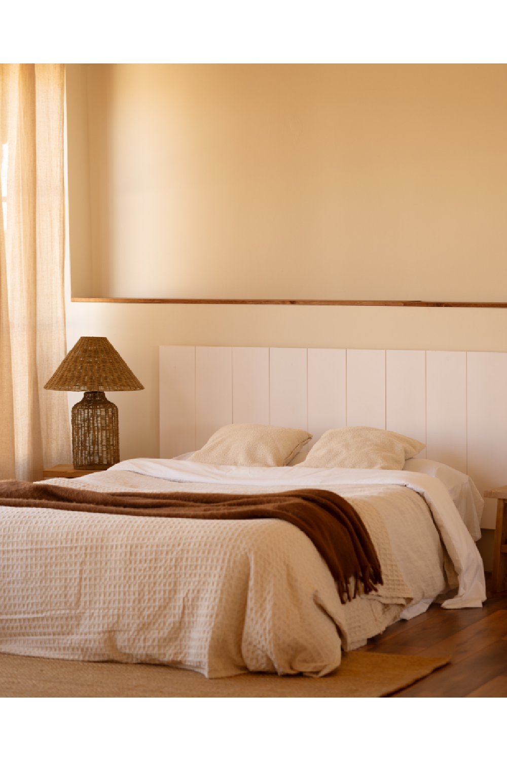 Pine Wood Headboard | Decowood Flanders | Oroa.com