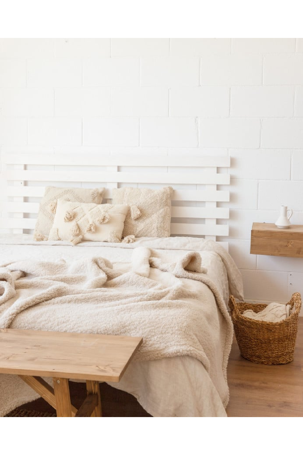 Slatted Wood Headboard | Decowood Bruma | Oroa.com