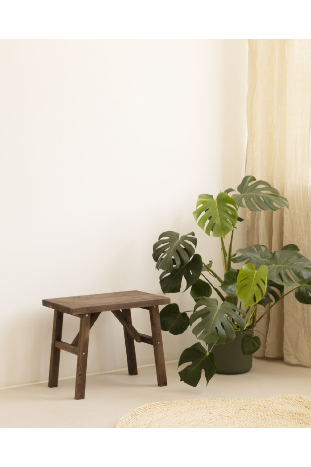 Scandinavian Wooden Stool | Decowood Siep | OROA.com