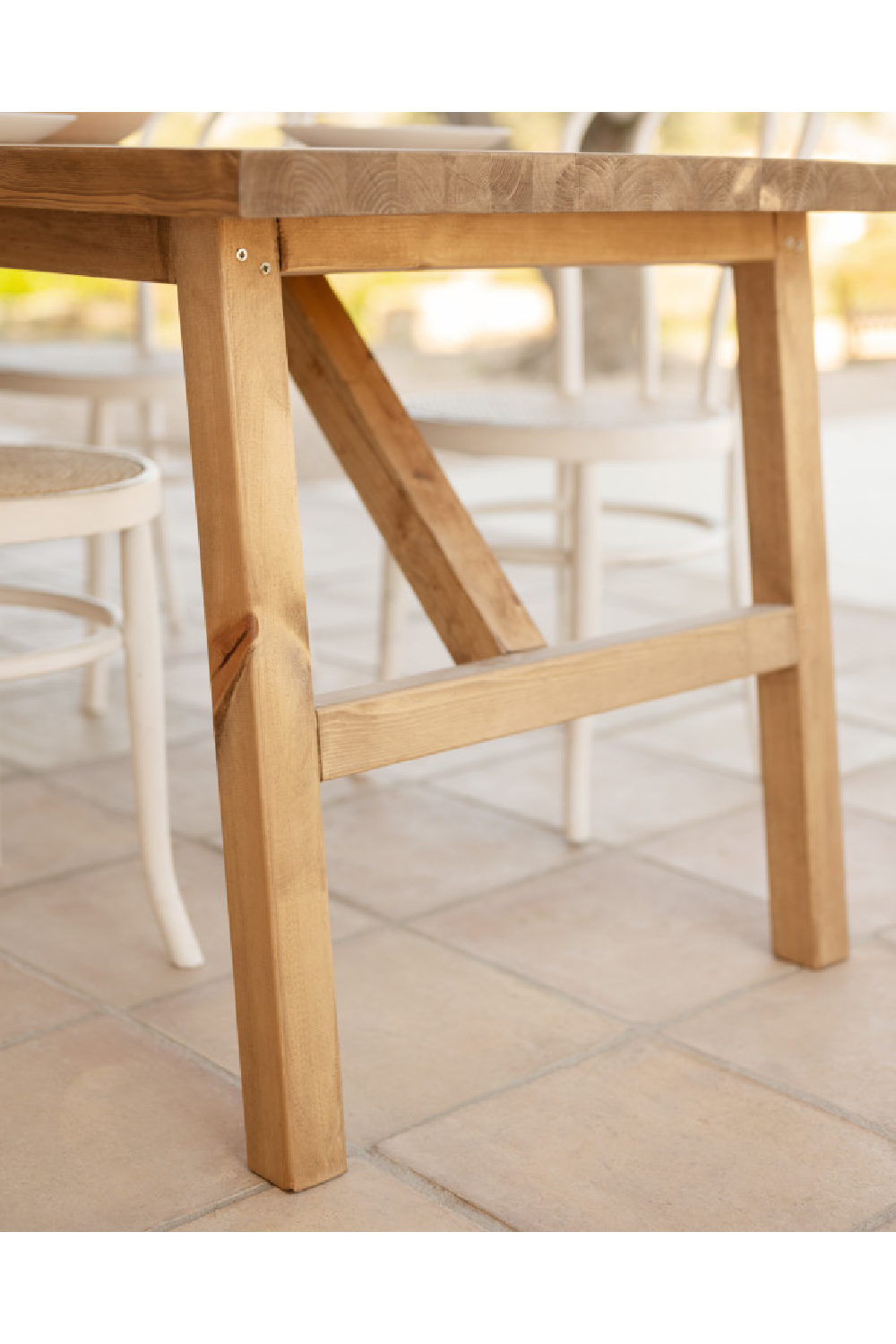 Scandinavian Wooden Dining Table | Decowood Siep | OROA.com