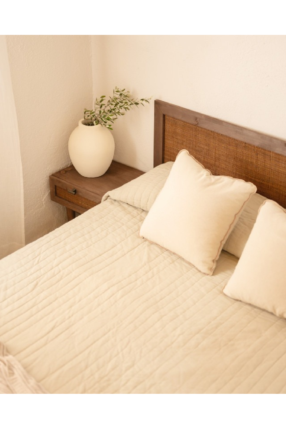 Wooden 1-Drawer Bedside Table | Decowood Olivia | Oroa.com