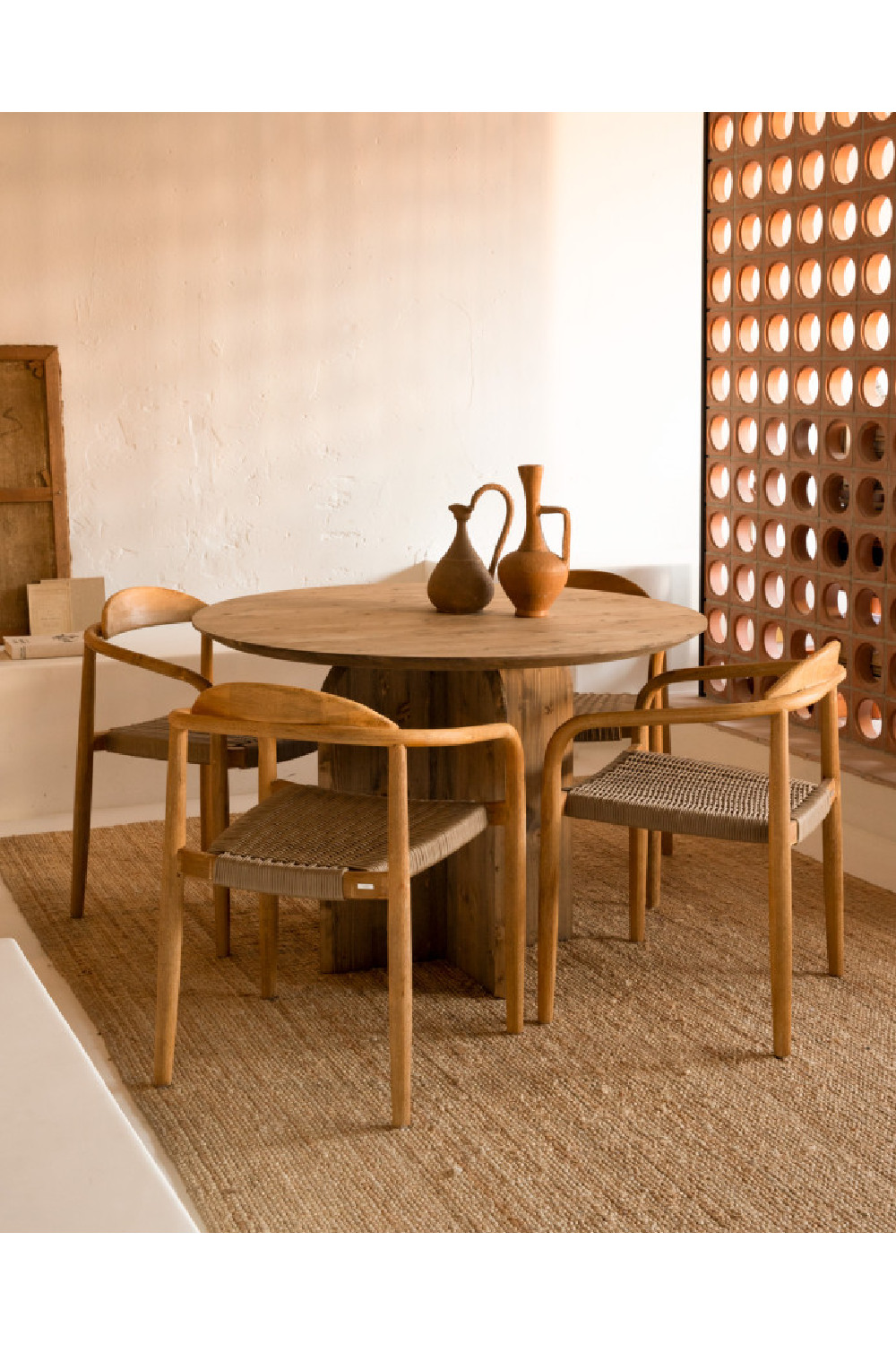 Round Solid Wood Dining Table | Decowood Bloom | Oroa.com