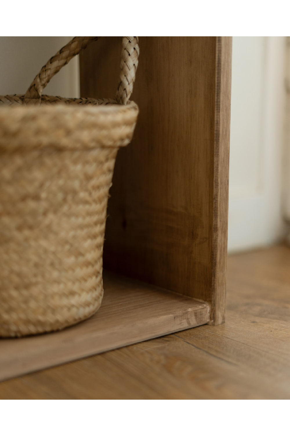 Spruce Wood Nordic Shelf | Decowood Saura | OROA.com