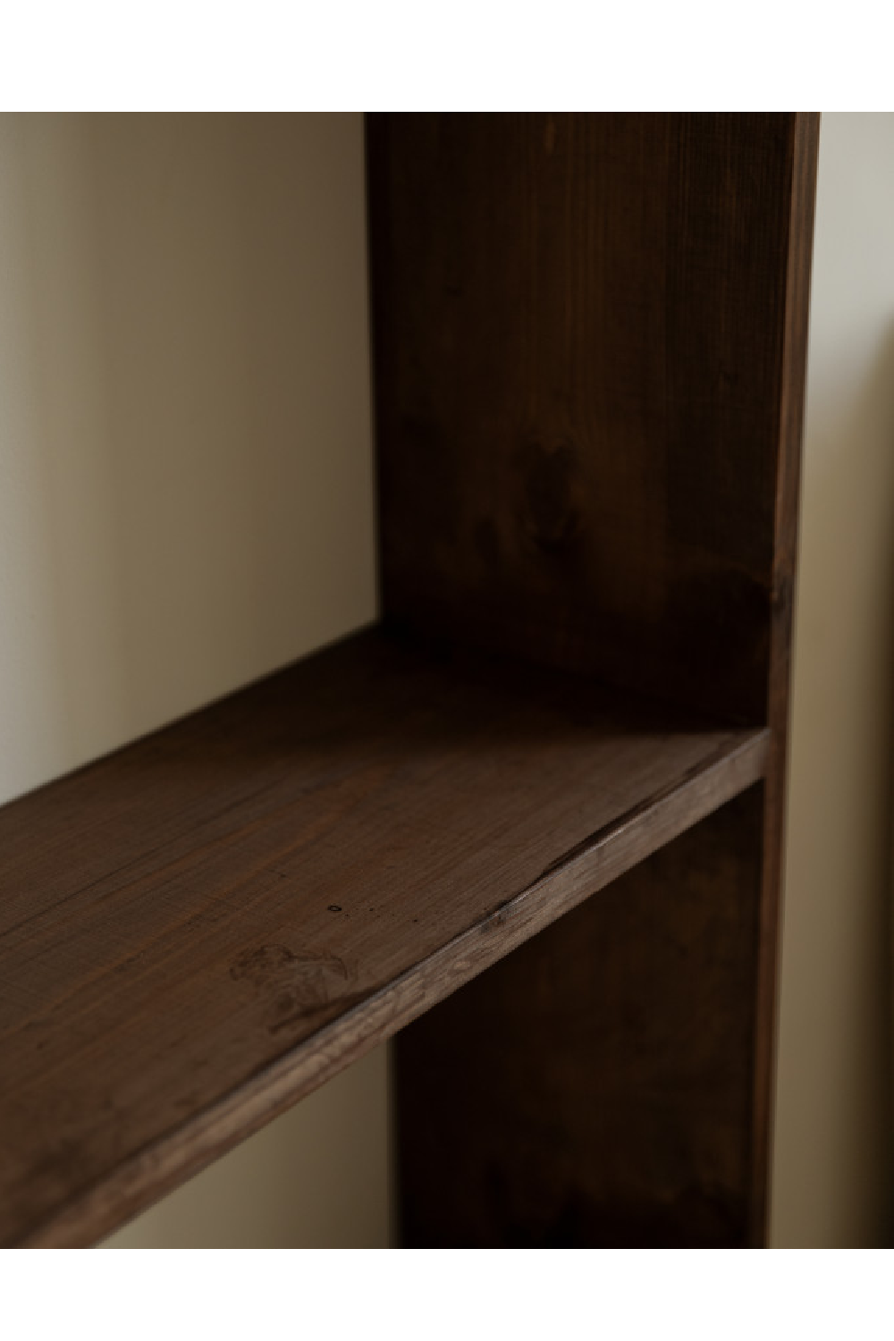 Spruce Wood Nordic Shelf | Decowood Saura | OROA.com