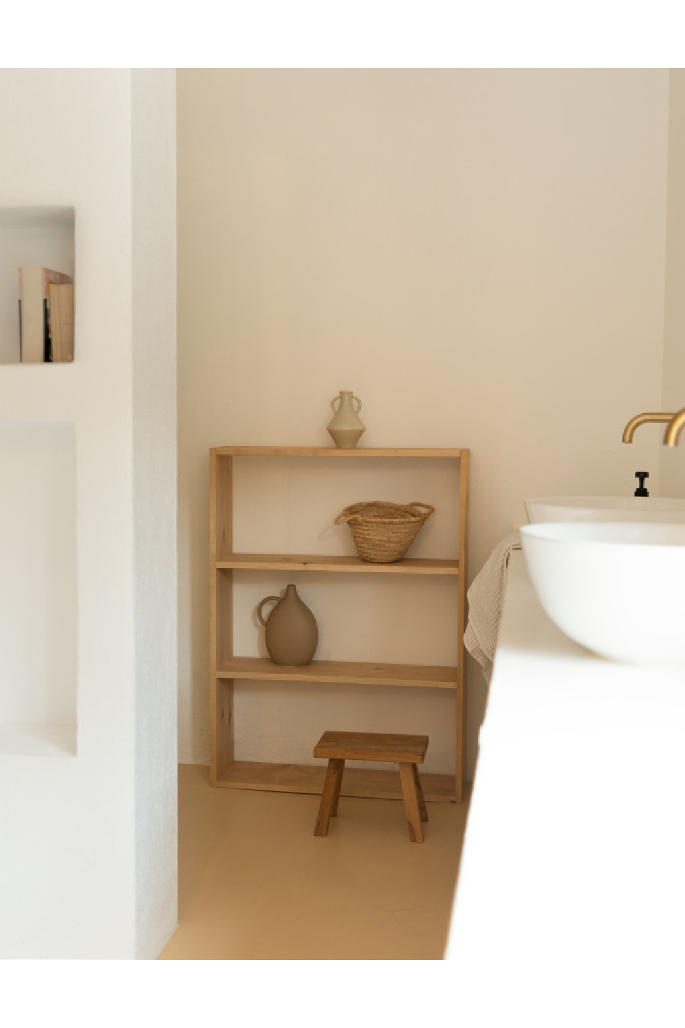 Spruce Wood Nordic Shelf | Decowood Saura | OROA.com