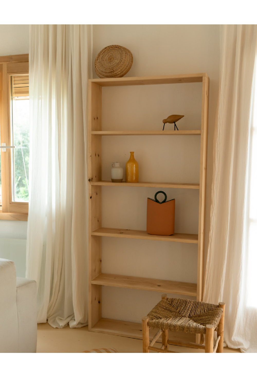 Spruce Wood Nordic Shelf | Decowood Saura | OROA.com