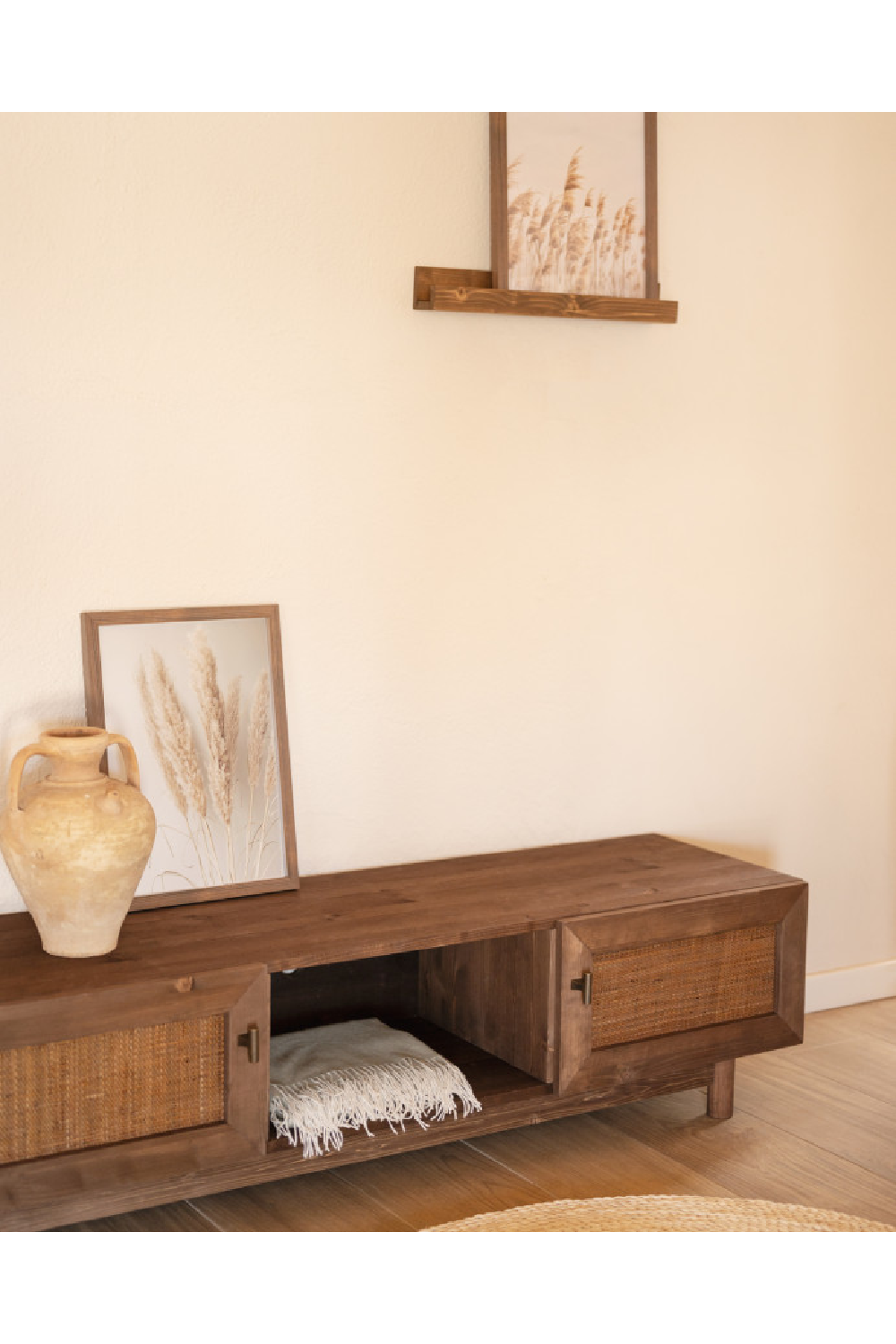 Nordic Floating Shelf | Decowood Duke | Oroa.com