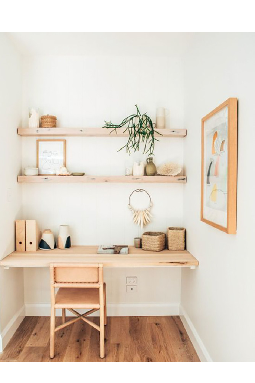 Solid Wood Floating Shelf | Decowood Melva | Oroa.com