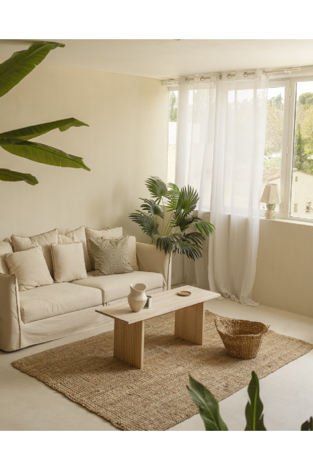 Fluted Legs Wooden Coffee Table | Decowood Bali | Oroa.com