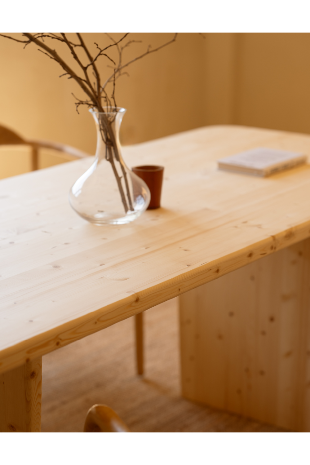 Scandinavian Style Dining Table | Decowood Bimba | Oroa.com