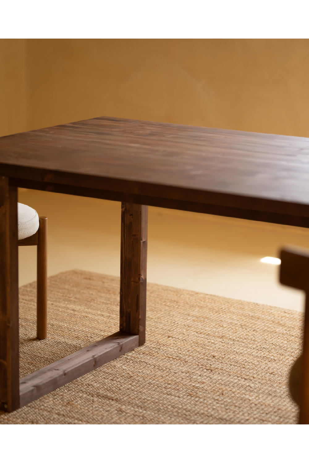 Scandinavian Style Dining Table | Decowood Cairo | Oroa.com