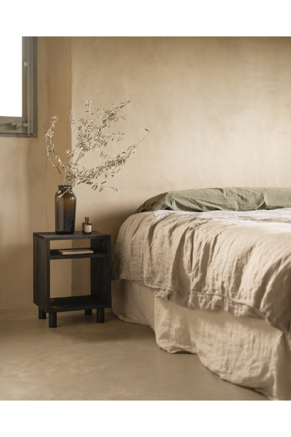 Minimalist Wooden Nightstand | Decowood Hera | Oroa.com