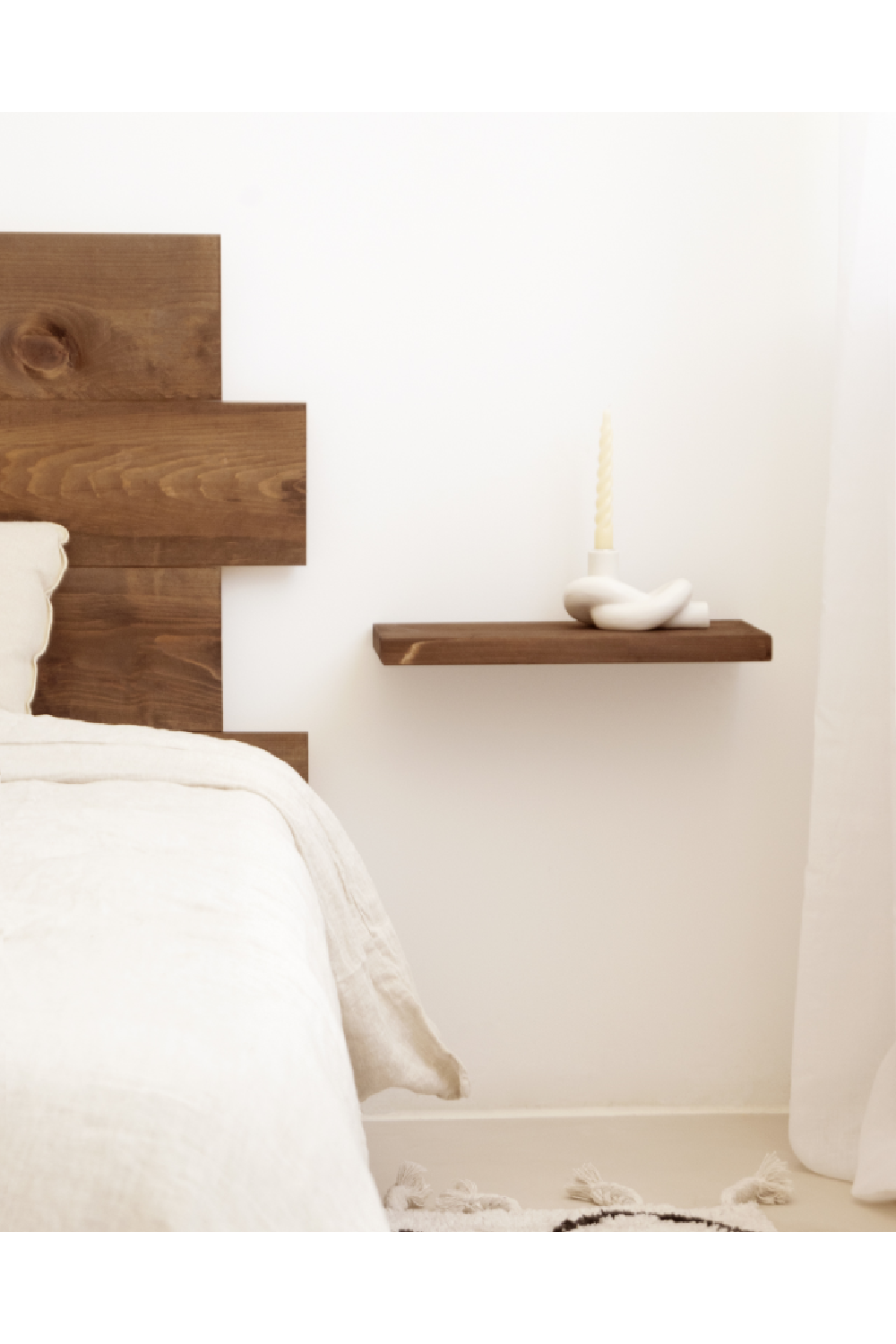 Solid Pine Floating Shelf Nightstands (2) | Decowood Hak | Oroa.com