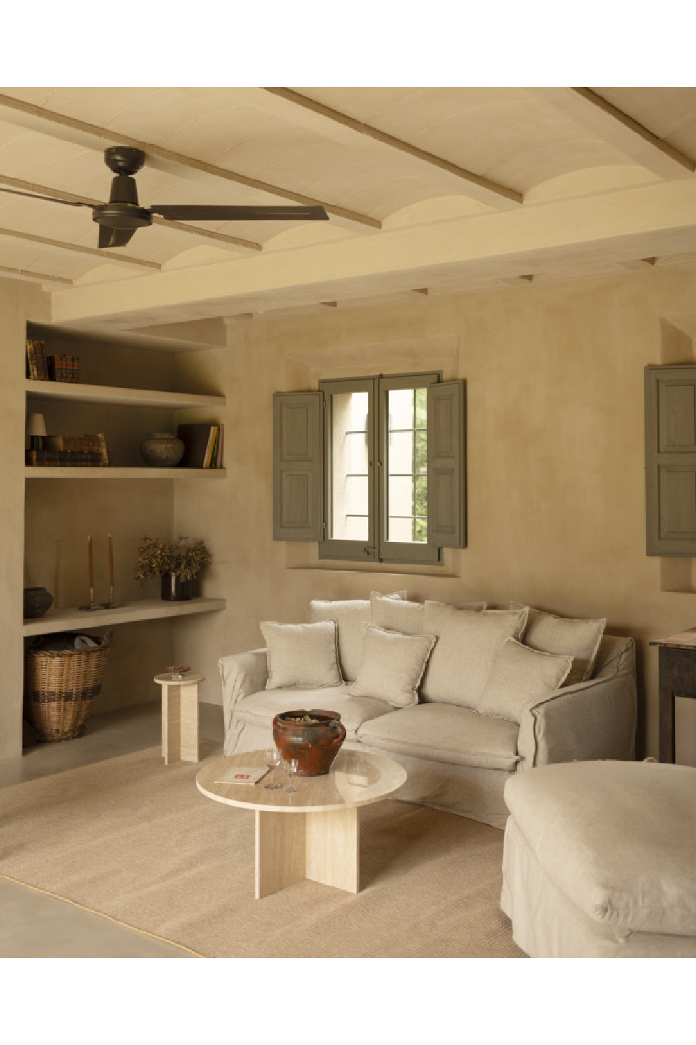 Round Marble Coffee Table | Decowood Tuscany | Oroa.com