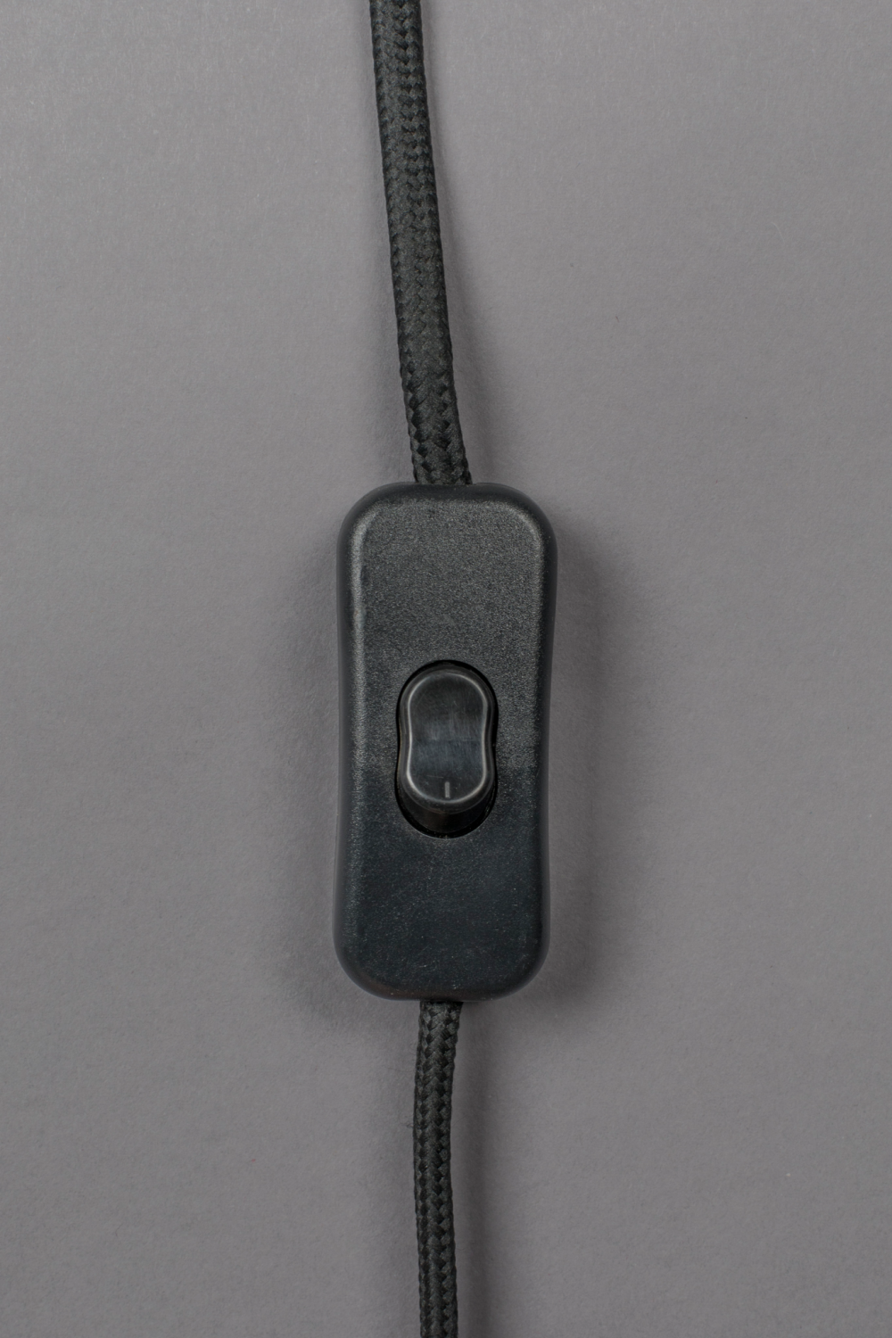 Red Fabric Table Lamp | Dutchbone Jules | Oroa.com