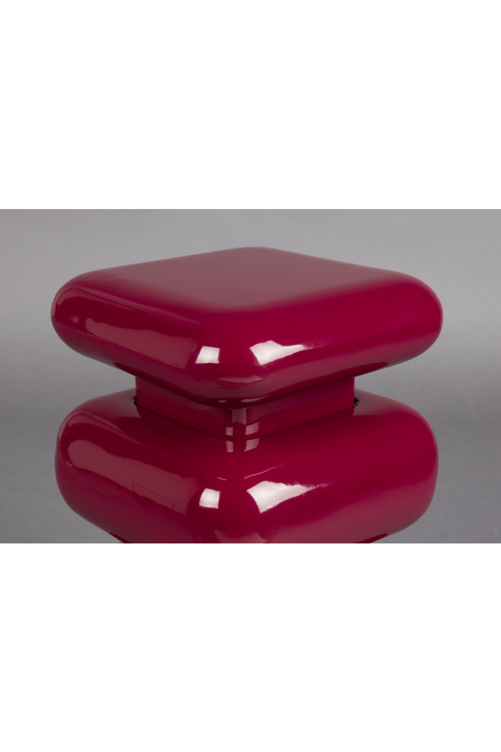 Colored Iron Stool | Dutchbone Stubby | Oroa.com