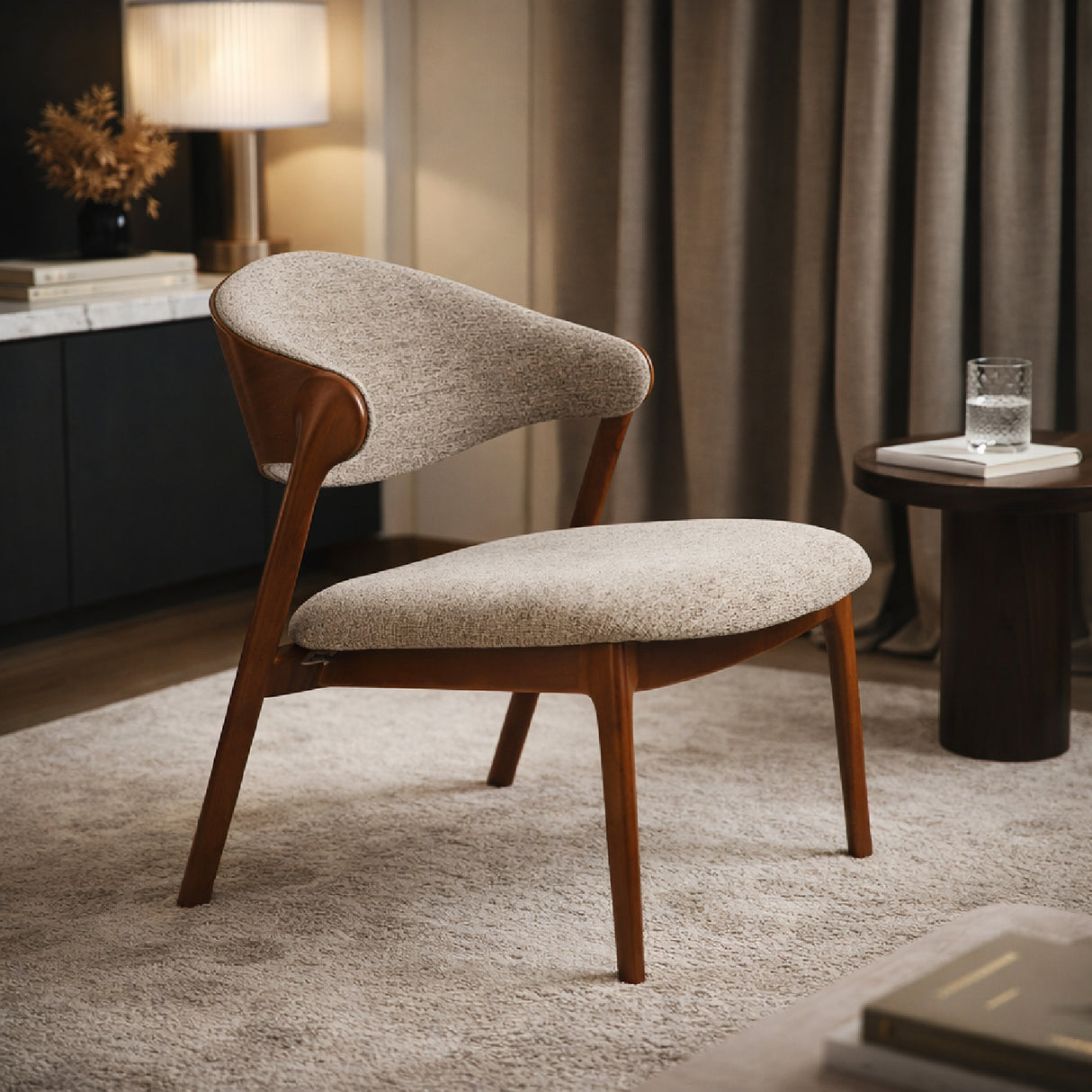 Wooden Framed Lounge Chair | Oroa.com