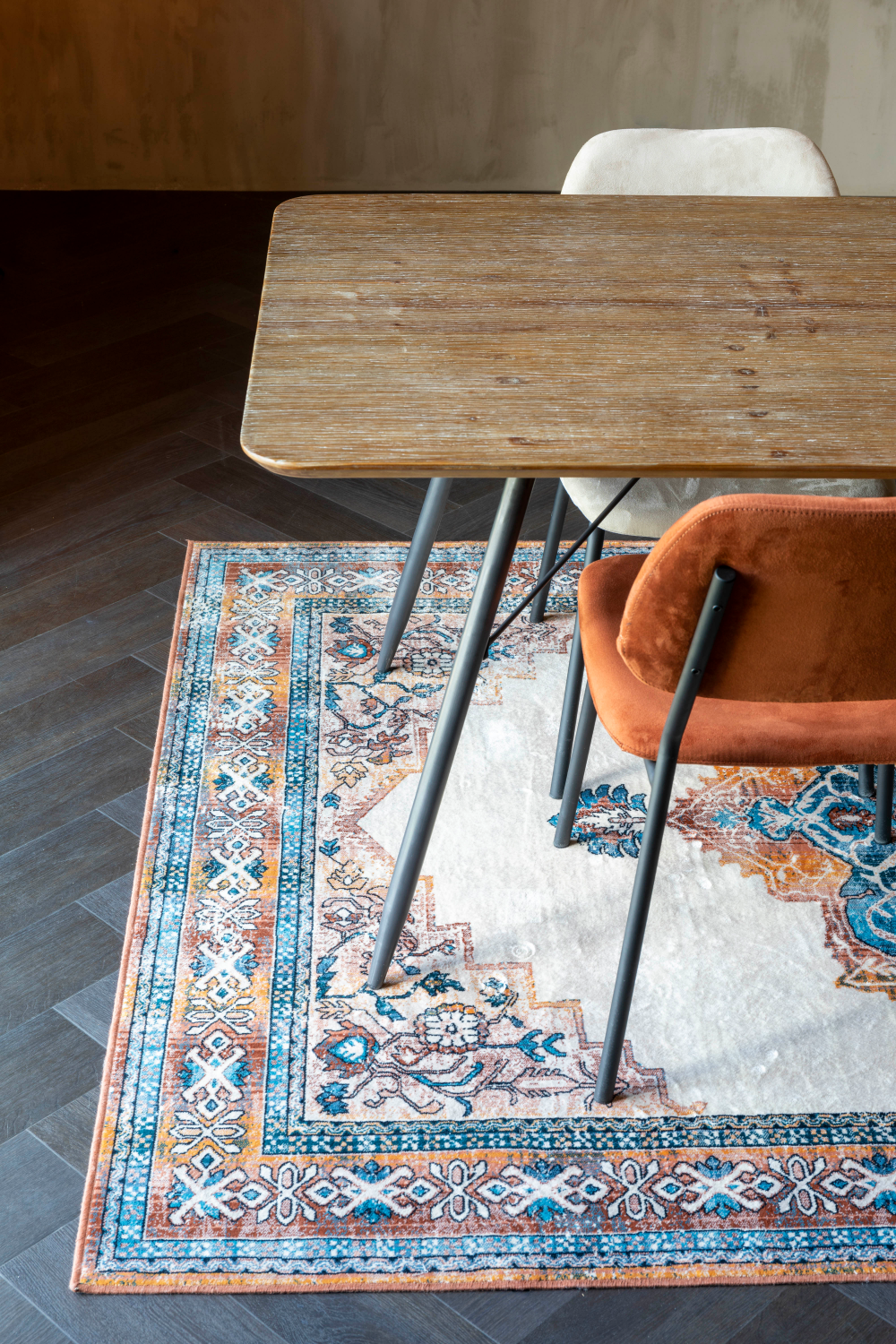 Upholstered Dining Chair Set (2) | Dutchbone Darby | OROA.com