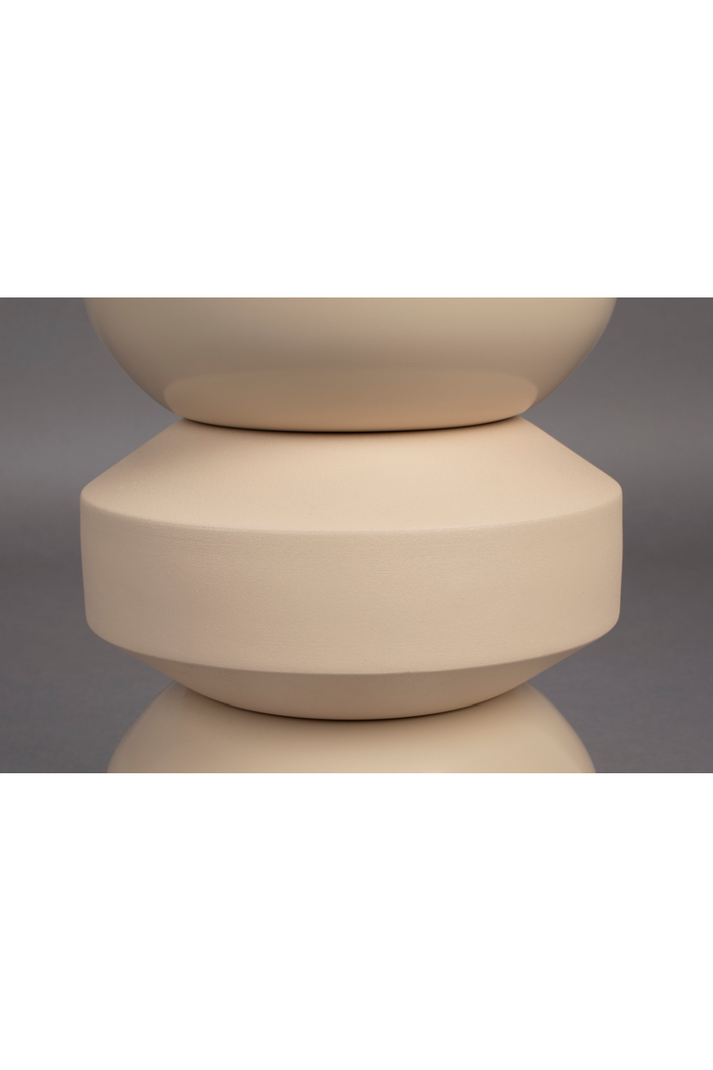 Modern Iron Stool | Dutchbone Apollo | OROA.com