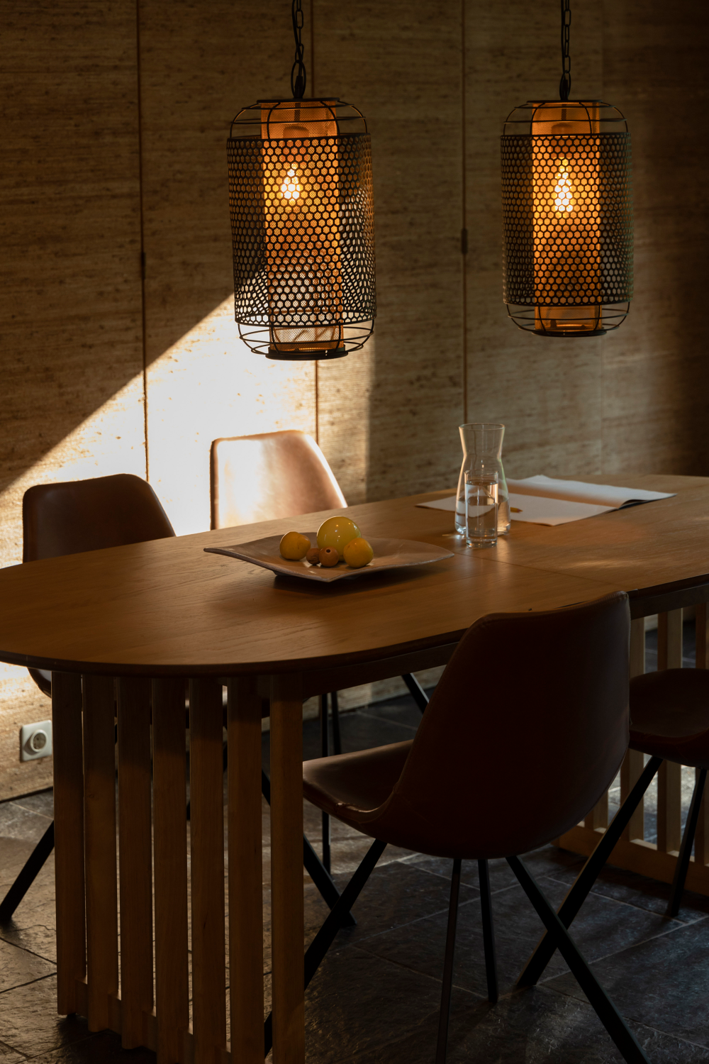 Oval Oak Adjustable Dining Table | Dutchbone Barlet | OROA.com