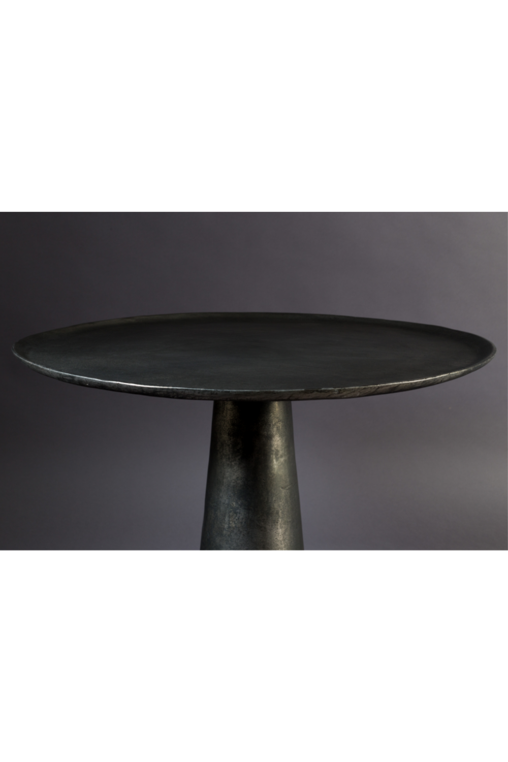 Round Pedestal End Table | Dutchbone Brute | Oroa.com
