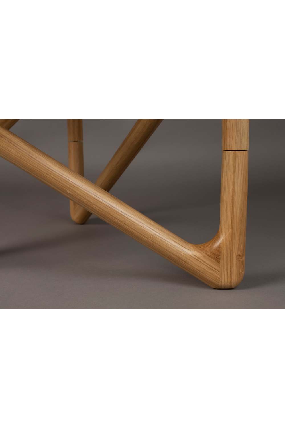 Round Glass Retro Coffee Table | Dutchbone Naia | OROA.com