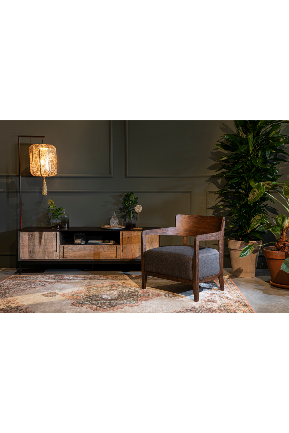 Oak Framed Classic Lounge Chair | Dutchbone Duran | Oroatrade.com