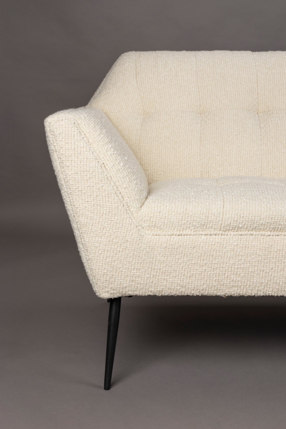 Tufted Lounge Chair | Dutchbone Kate | Oroa.com