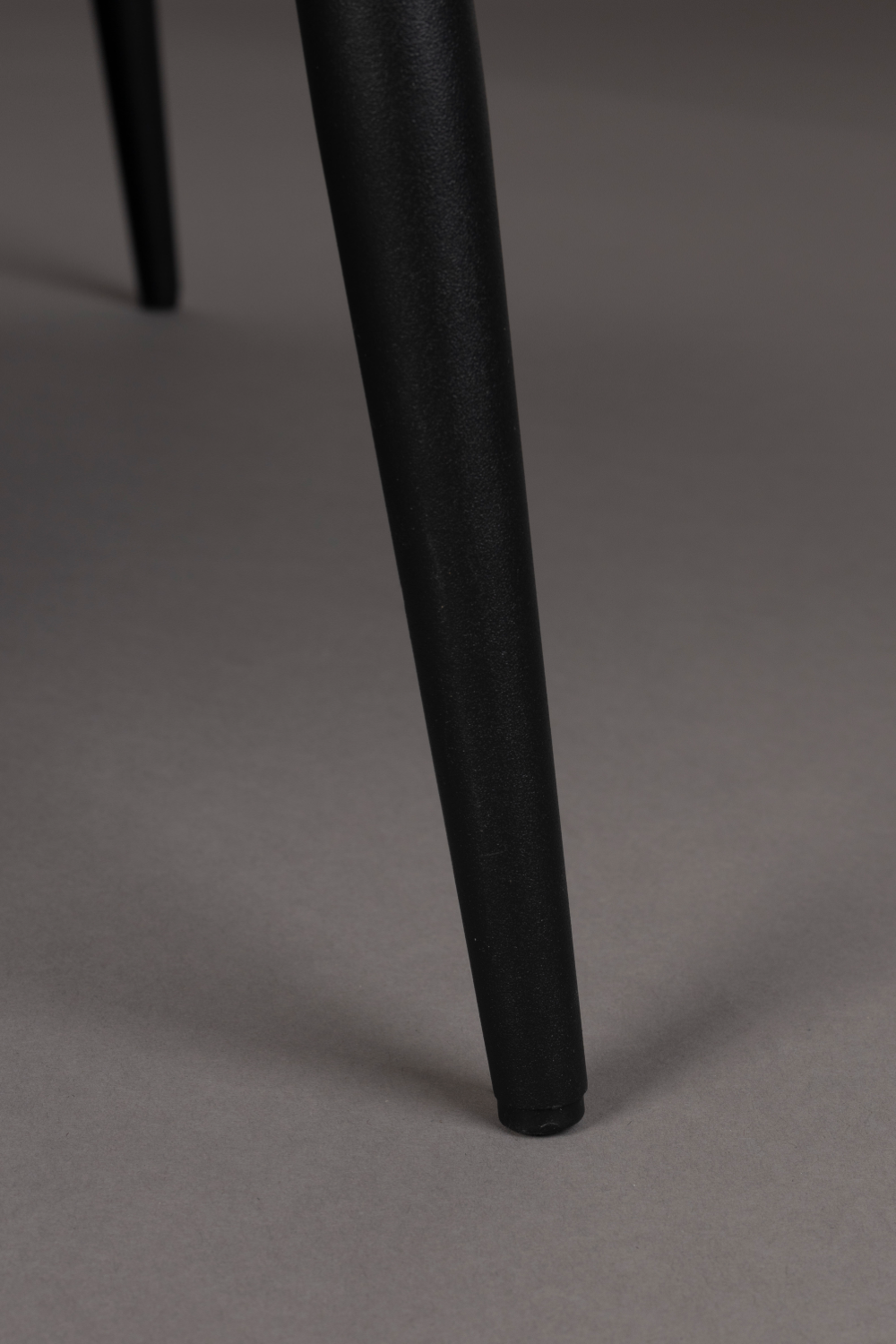 Tufted Lounge Chair | Dutchbone Kate | Oroa.com