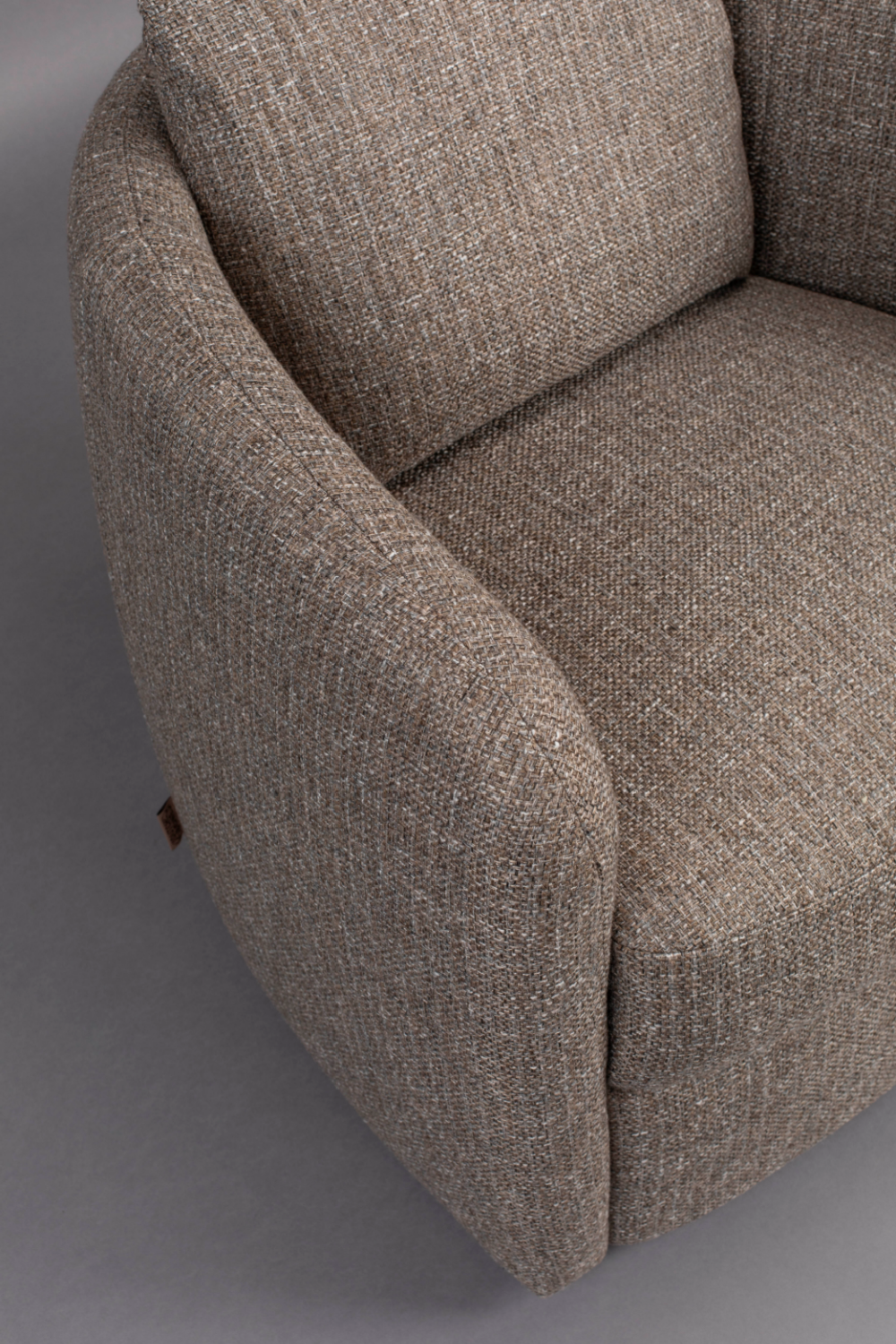 Barrel Lounge Chair | Dutchbone Boho | OROA.com