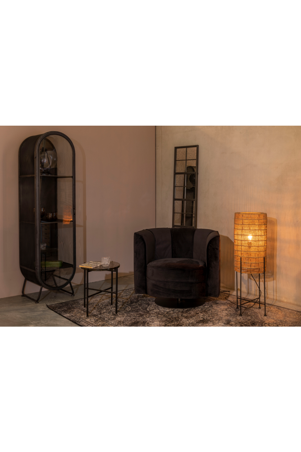 Cylindrical Jute Floor Lamp | Dutchbone Kari | OROA.com