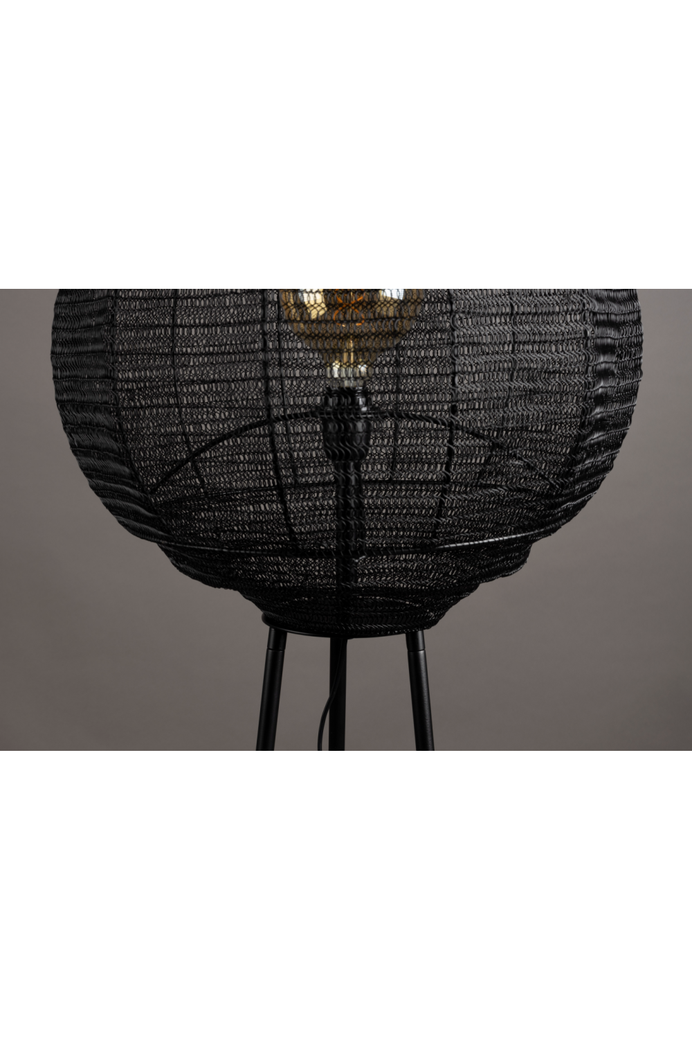 Industrial Tripod Floor Lamp | Dutchbone Meezan | OROA.com