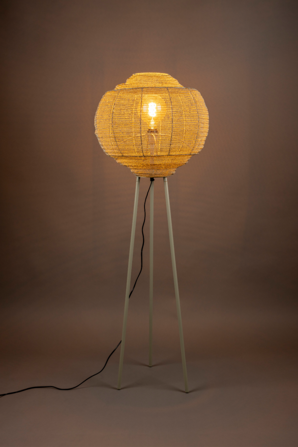 Industrial Tripod Floor Lamp | Dutchbone Meezan | OROA.com