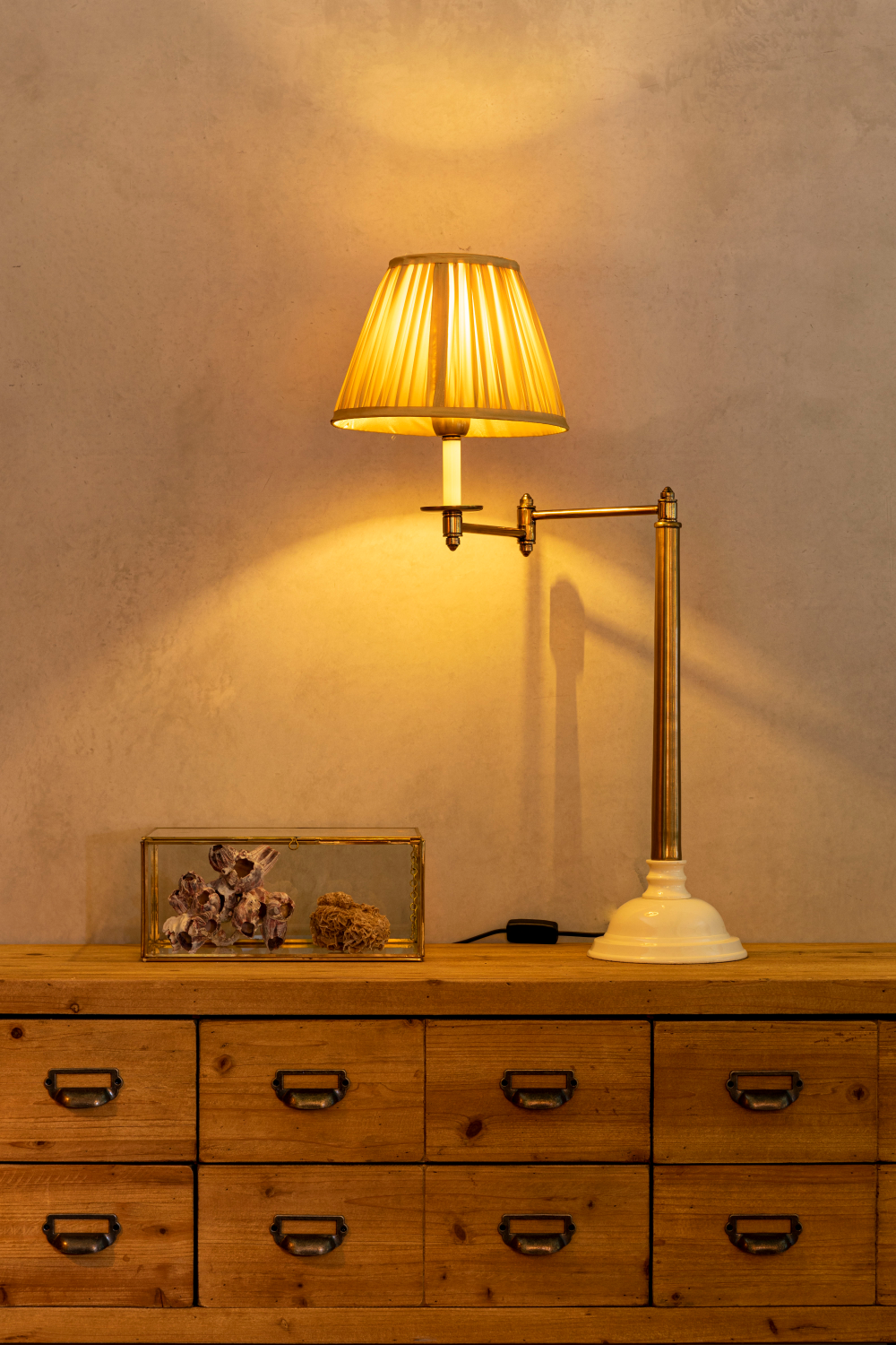 Vintage Style Table Lamp | Dutchbone The Allis | OROA.com