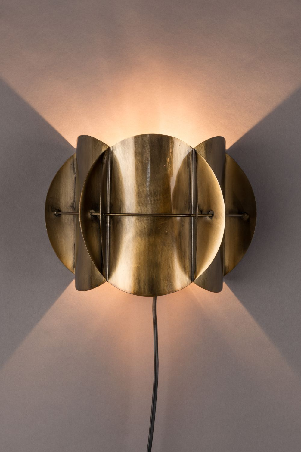 Modern European furniture - Antique Brass Metal Wall Lamp - www.oroa.com | Oroa.com