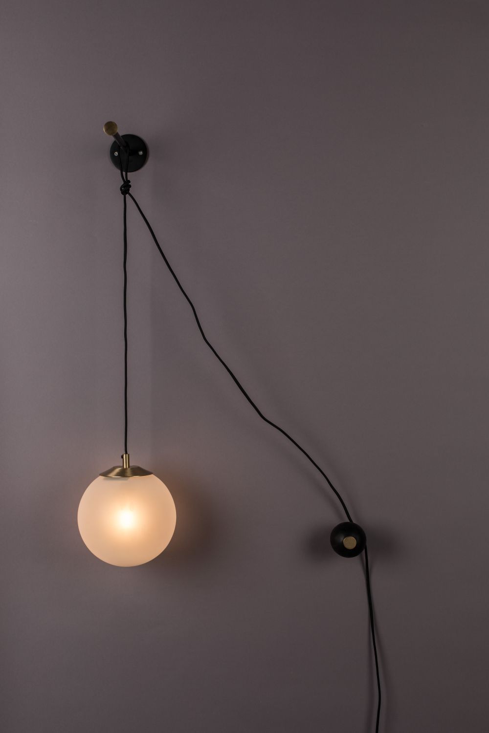 Frosted Glass Globe Wall Lamp | Oroa.com
