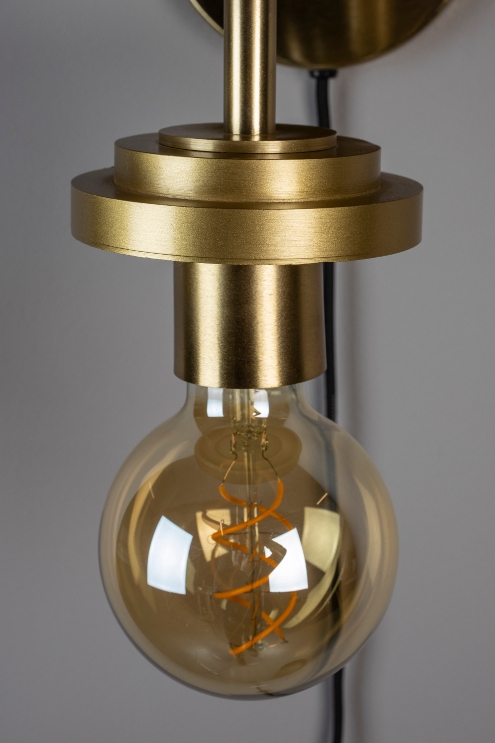 Bronze Classic Wall Lamp | Oroa.com