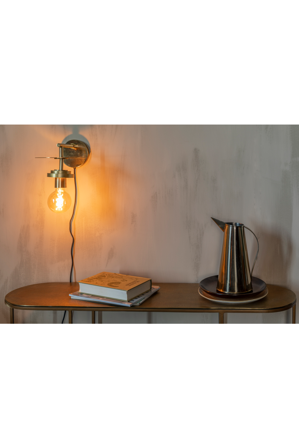 Bronze Classic Wall Lamp | Oroa.com