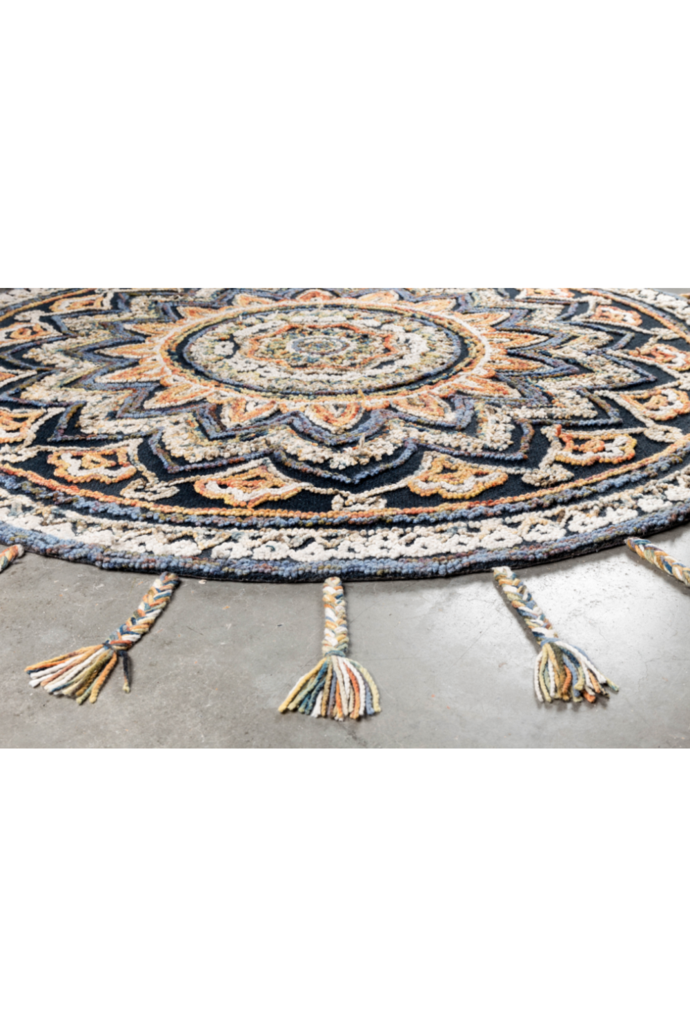Round Knotted Fringe Area Rug 6' x 7' | Dutchbone Pix | Oroatrade.com