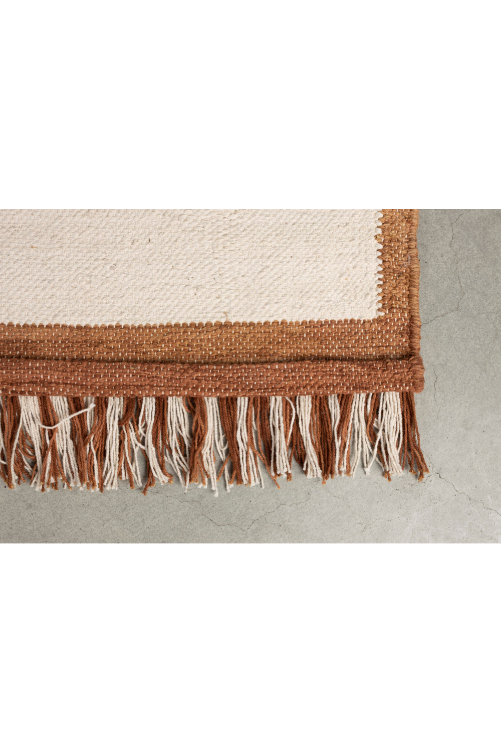 Geometric Fringed Carpet | Dutchbone Gambit | OROA.com