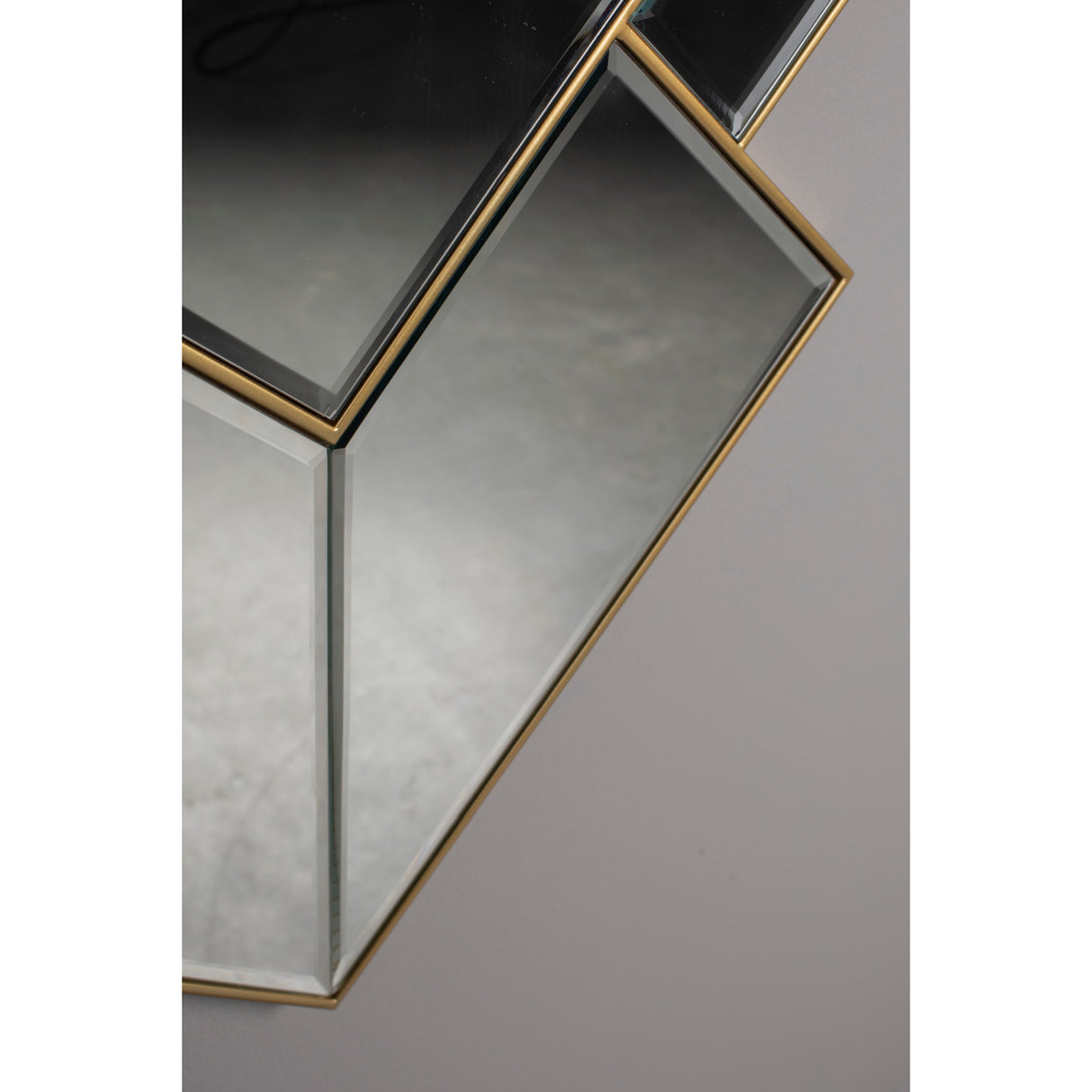 Modern European furniture - Connected Diamond-Shaped Mirror - www.oroa.com | Oroa.com
