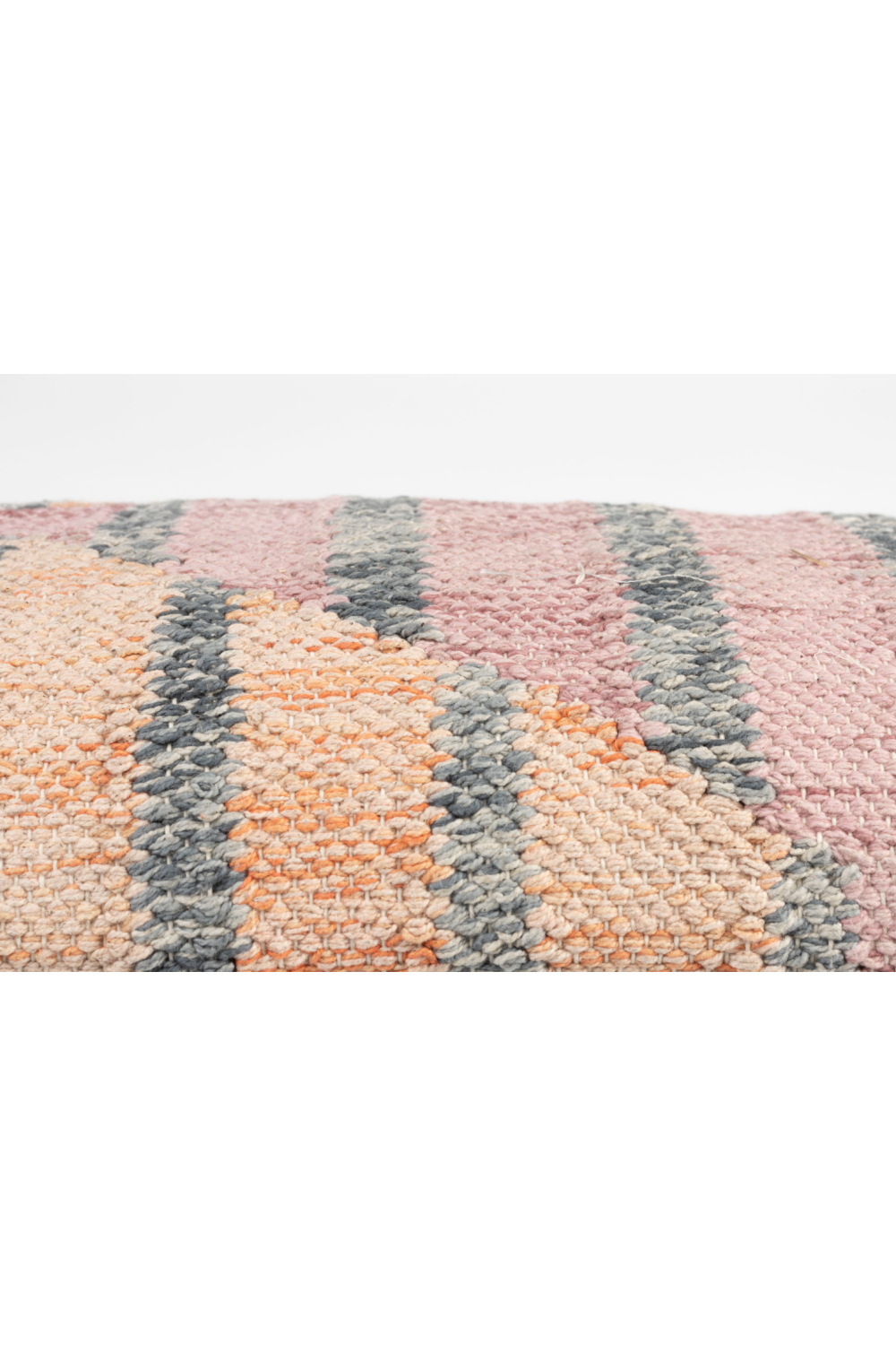 Geometric Patterns Cotton Pillows| Dutchbone Hampton | Oroa.com