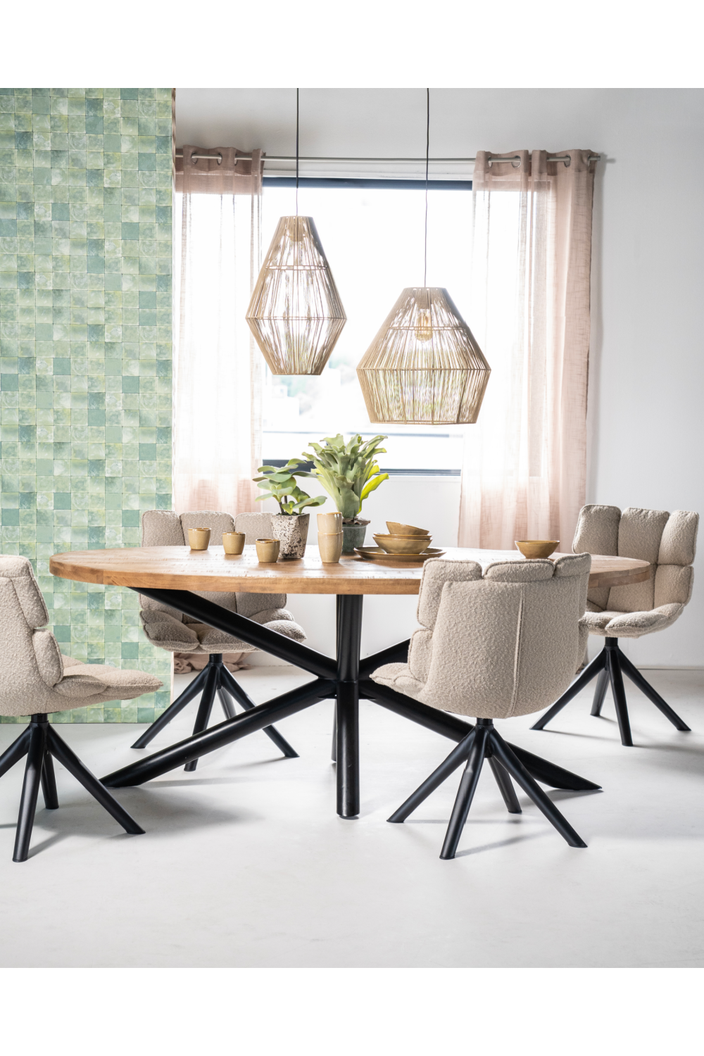 Mango Wood Dining Table | Eleonora Oscar