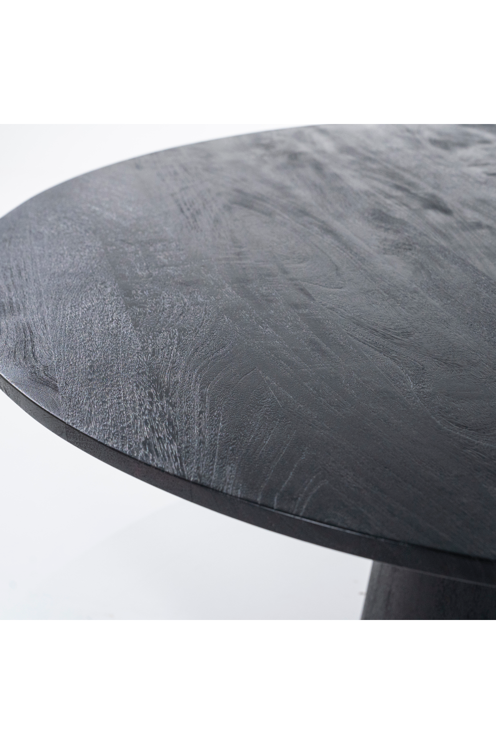 Wooden Pedestal Dining Table | Eleonora Aron | OROA.com